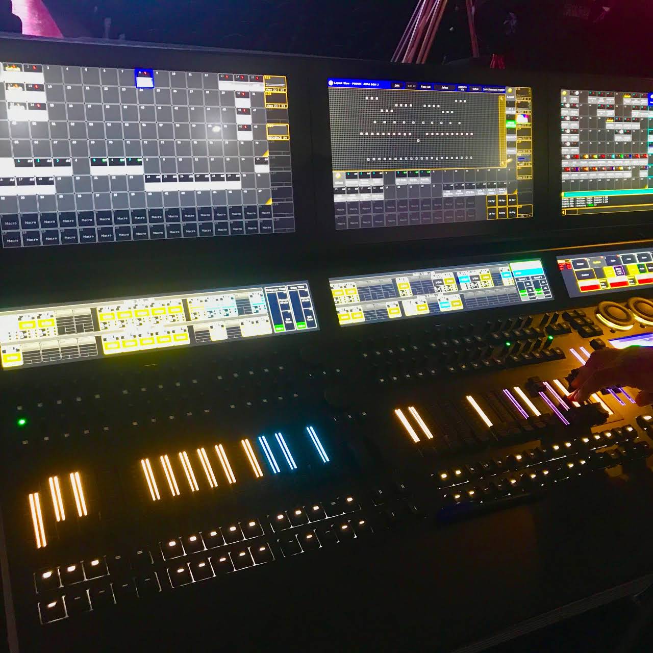 18 X Productions did 6 cam